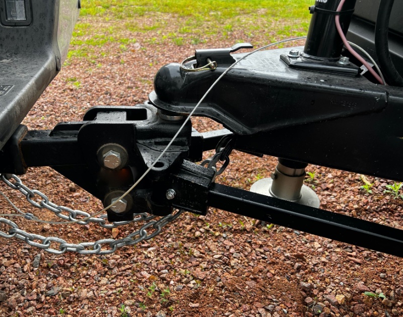 Camper trailer hitch connected to a truck ball hitch